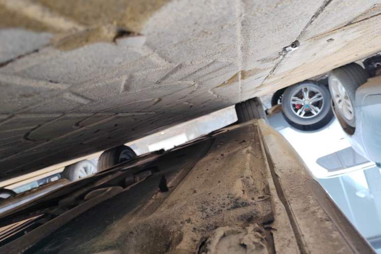 Used BMW 5 Series 2019 530Li xDrive M Sport Package Right Side Sill