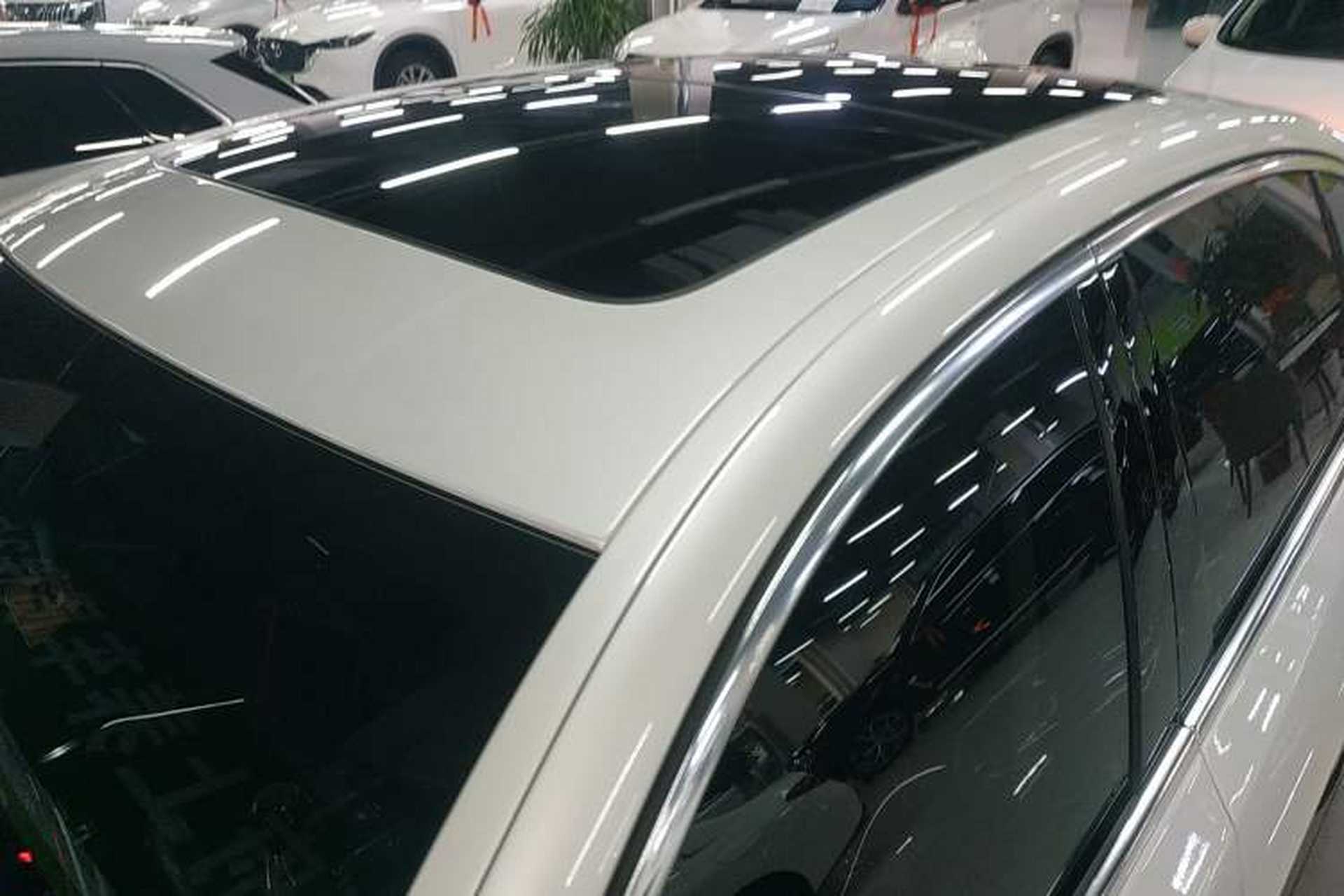 Used BMW 5 Series 2019 530Li xDrive Luxury Package Roof