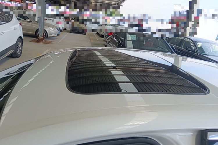 Used BMW 5 Series 2019 525Li Luxury Package Roof