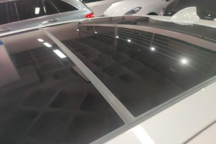 Used BMW 5 Series 2019 530Li Leading Model M Sport Package Roof
