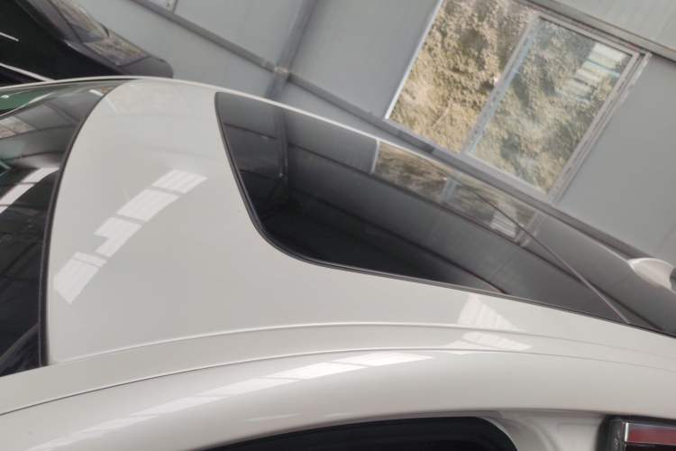 Used BMW 5 Series 2019 Facelifted 530Li Leading Edition Luxury Package Roof