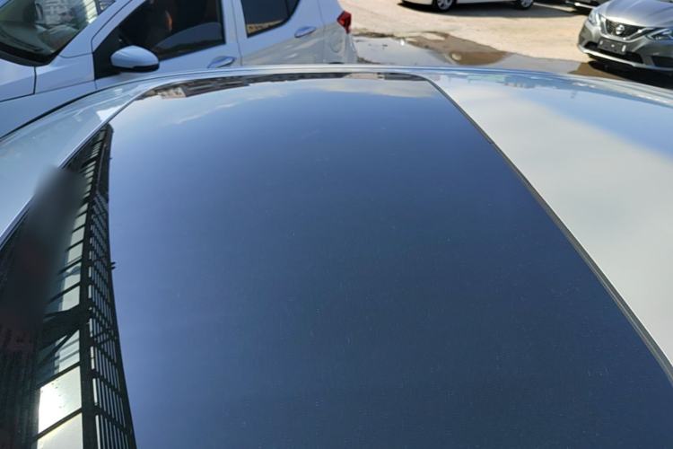 Used BMW 5 Series 2019 525Li Luxury Package Roof