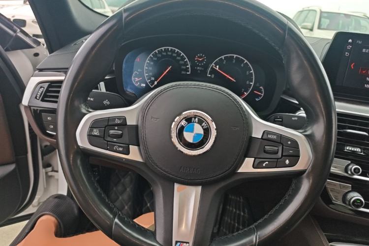 Used BMW 5 Series 2019 525Li M Sport Package Steering Wheel
