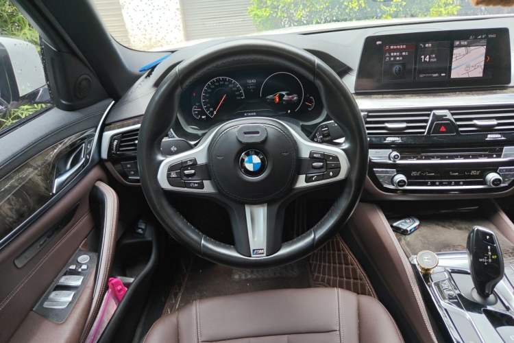 Used BMW 5 Series 2019 525Li M Sport Package Steering Wheel