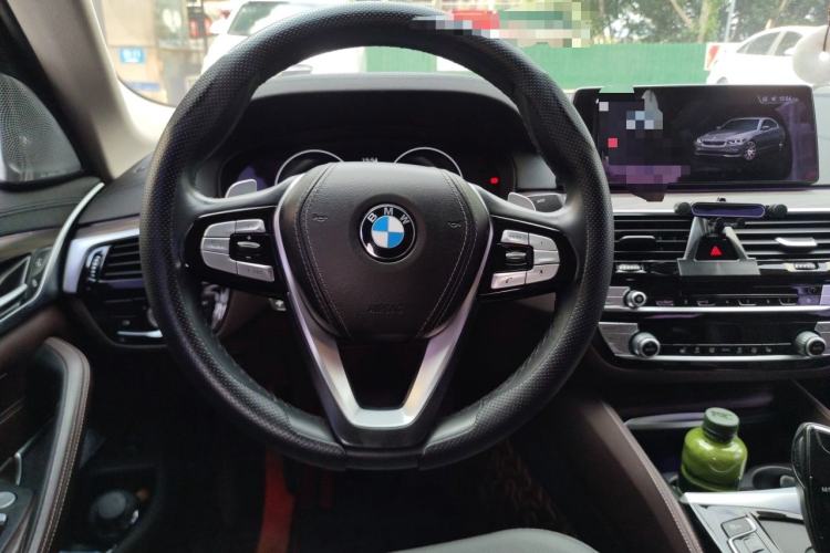 Used BMW 5 Series 2019 Facelifted 530Li Leading Edition Luxury Package Steering Wheel