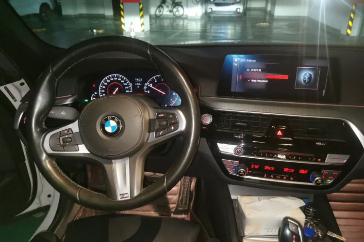 Used BMW 5 Series 2019 525i M Sport Package Steering Wheel