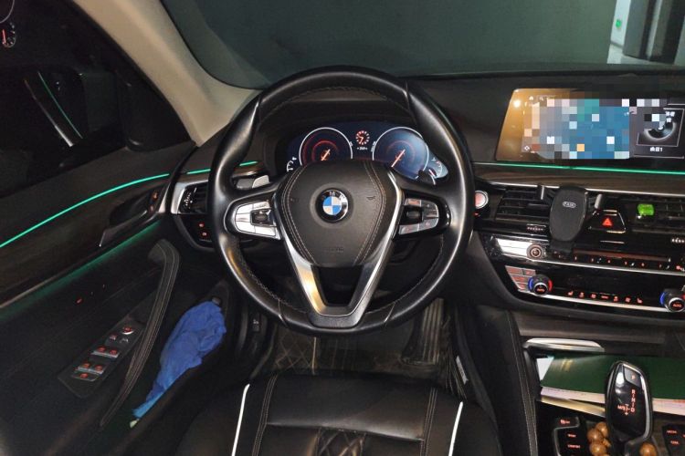 Used BMW 5 Series 2019 530Li Leading Model Luxury Package Steering Wheel
