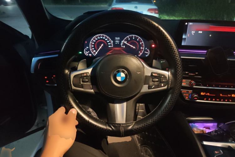 Used BMW 5 Series 2019 530Li Leading Model M Sport Package Steering Wheel