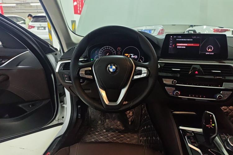 Used BMW 5 Series 2019 Facelifted 525Li Luxury Package Steering Wheel