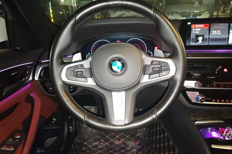 Used BMW 5 Series 2019 Facelifted 530Li Leading Edition M Sport Package Steering Wheel