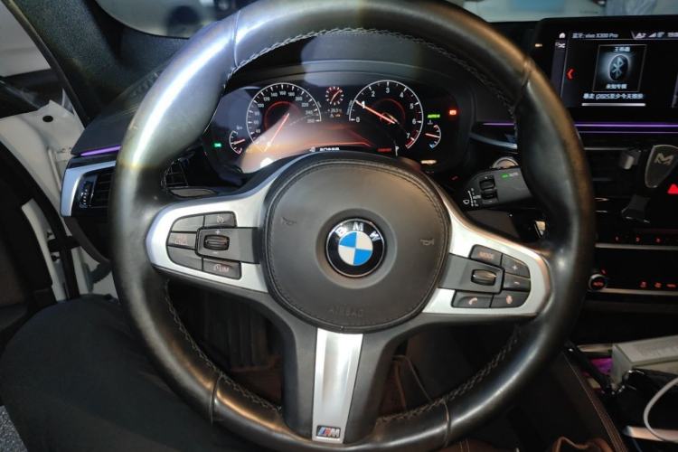 Used BMW 5 Series 2019 525Li M Sport Package Steering Wheel