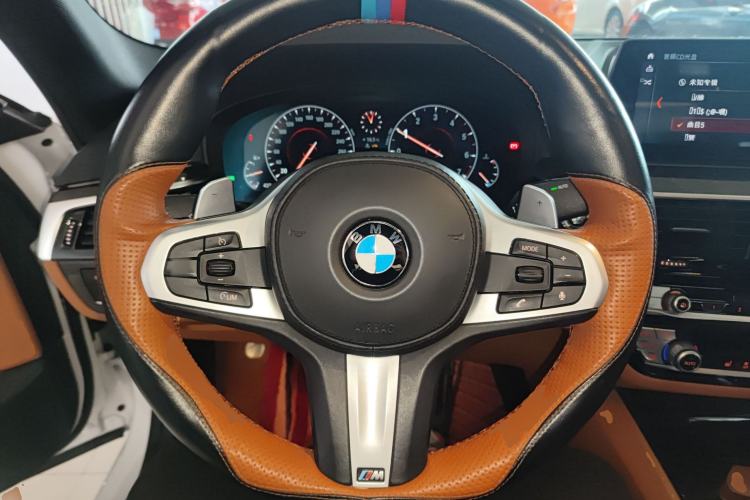 Used BMW 5 Series 2019 530Li Leading Model M Sport Package Steering Wheel