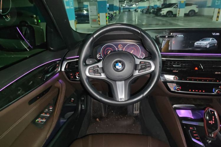 Used BMW 5 Series 2019 525Li M Sport Package Steering Wheel