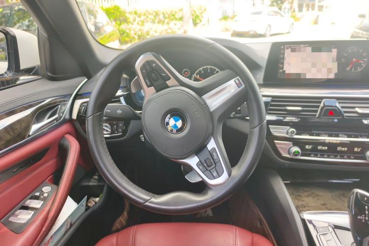 Used BMW 5 Series 2019 Facelifted 530Li Leading Edition M Sport Package Steering Wheel