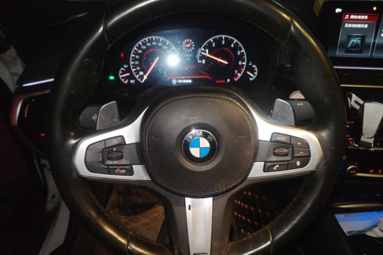 Used BMW 5 Series 2019 530Li Leading Model M Sport Package Steering Wheel