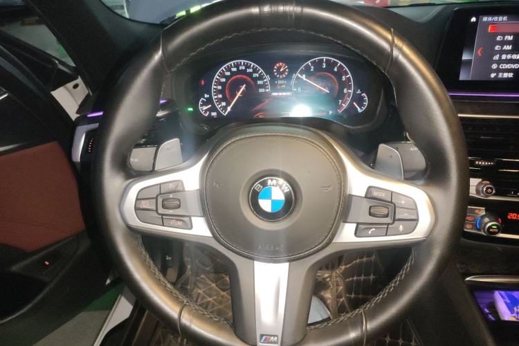 Used BMW 5 Series 2019 Facelifted 530Li Leading Edition M Sport Package Steering Wheel