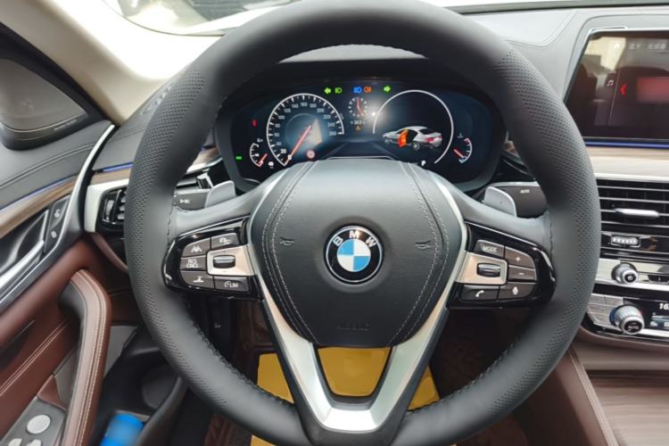 Used BMW 5 Series 2019 530Li Luxury Edition Premium Package Steering Wheel