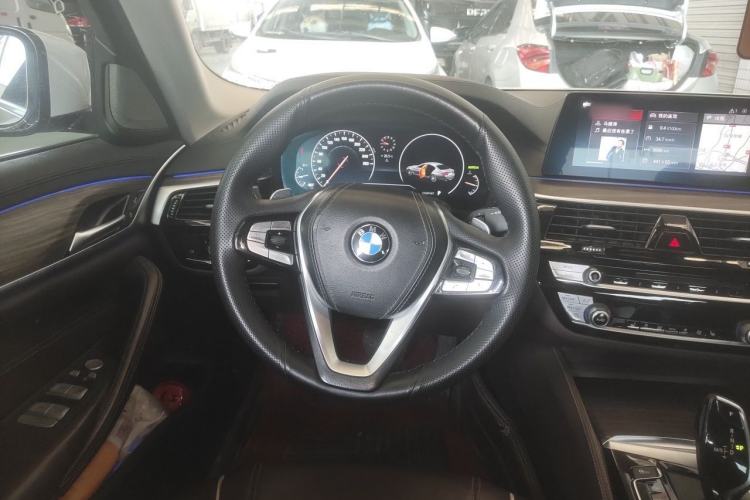 Used BMW 5 Series 2019 Facelifted 530Li Leading Edition Luxury Package Steering Wheel