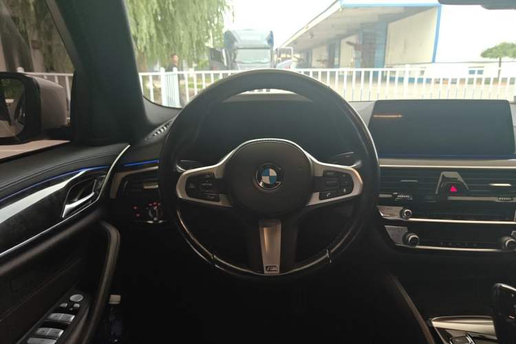 Used BMW 5 Series 2019 525Li M Sport Package Steering Wheel