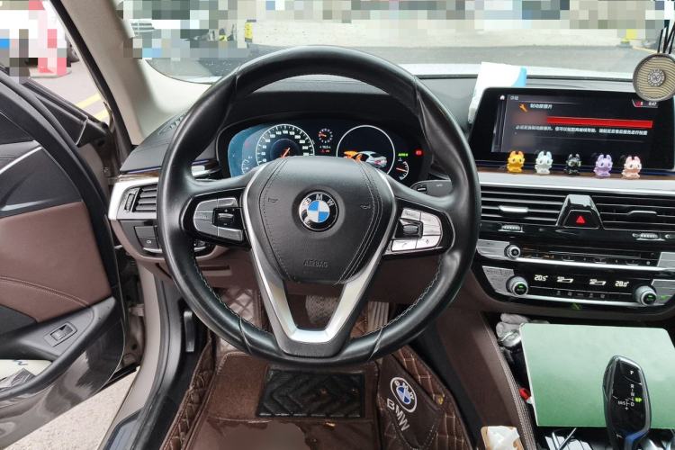 Used BMW 5 Series 2019 Facelifted 525Li Luxury Package Steering Wheel