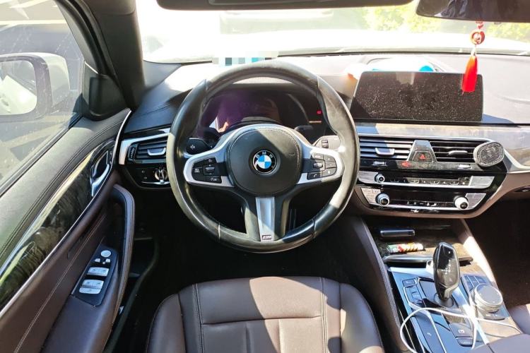 Used BMW 5 Series 2019 525Li M Sport Package Steering Wheel