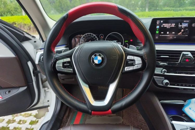 Used BMW 5 Series 2019 530Li Leading Model Luxury Package Steering Wheel
