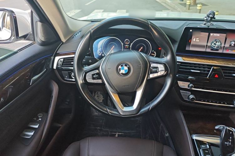 Used BMW 5 Series 2019 Facelifted 525Li Luxury Package Steering Wheel