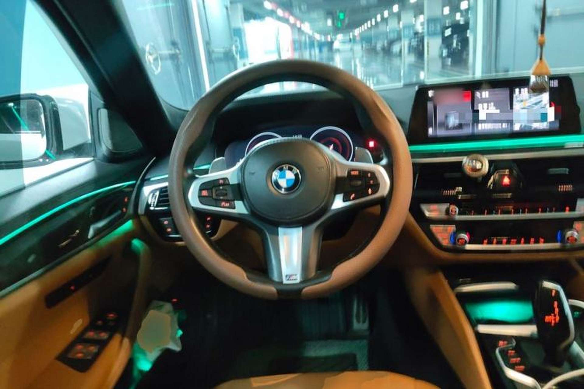 Used BMW 5 Series 2019 530Li Leading Model M Sport Package Steering Wheel