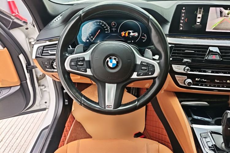 Used BMW 5 Series 2019 530Li Leading Model M Sport Package Steering Wheel