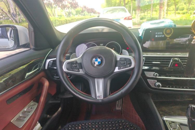 Used BMW 5 Series 2019 Facelifted 530Li Leading Edition M Sport Package Steering Wheel