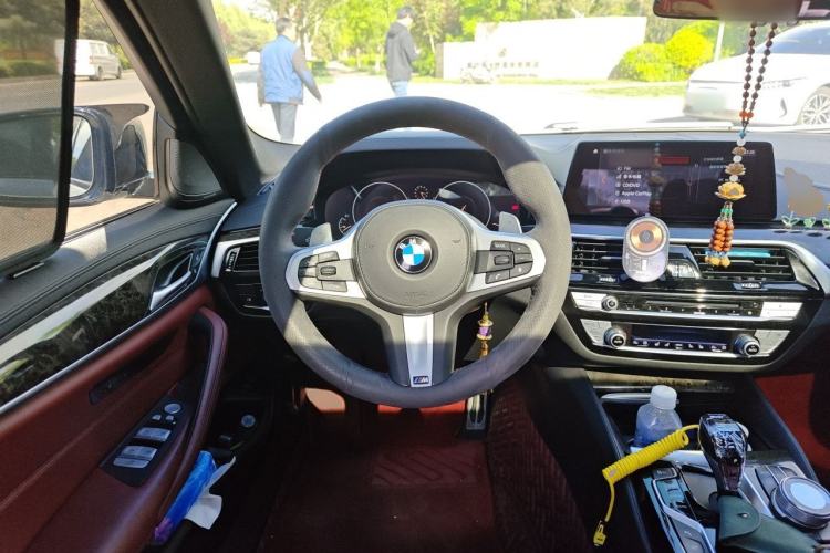 Used BMW 5 Series 2019 Restyled 530Li Luxury Edition M Sport Package Steering Wheel