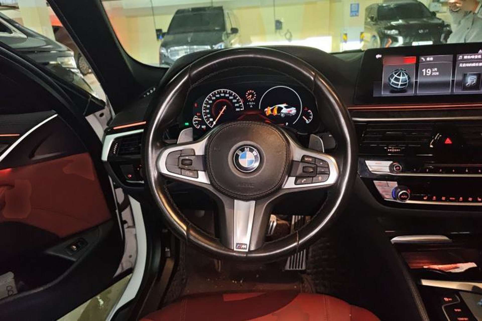 Used BMW 5 Series 2019 Facelifted 530Li Leading Edition M Sport Package Steering Wheel