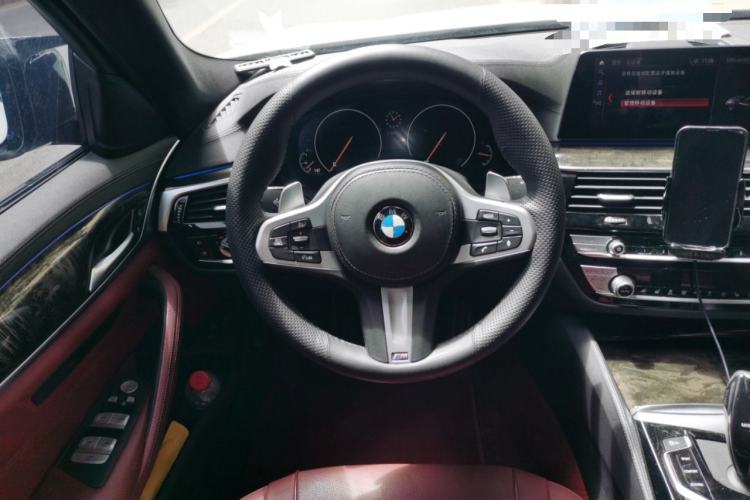 Used BMW 5 Series 2019 530Li Leading Model M Sport Package Steering Wheel