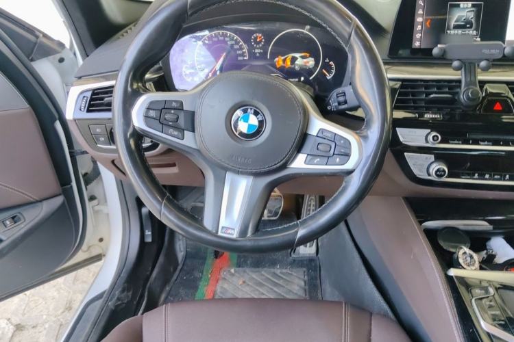 Used BMW 5 Series 2019 525Li M Sport Package Steering Wheel