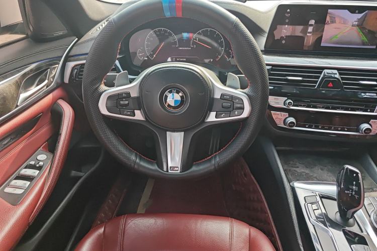 Used BMW 5 Series 2019 530Li Leading Model M Sport Package Steering Wheel
