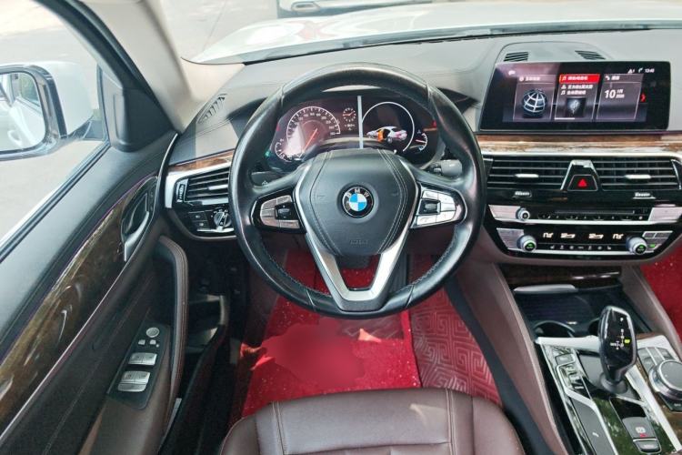 Used BMW 5 Series 2019 525Li Luxury Package Steering Wheel