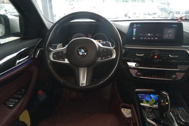 Used BMW 5 Series 2019 Facelifted 530Li Leading Edition M Sport Package Steering Wheel