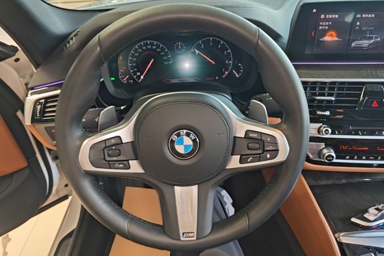 Used BMW 5 Series 2019 530Li Leading Model M Sport Package Steering Wheel