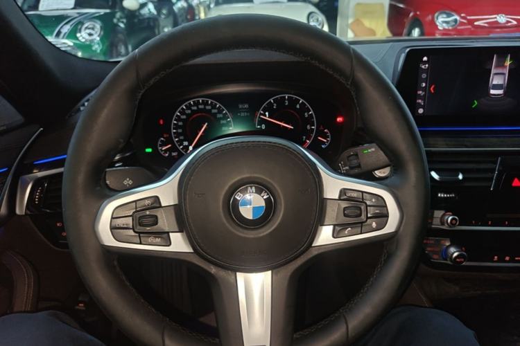 Used BMW 5 Series 2019 525Li M Sport Package Steering Wheel