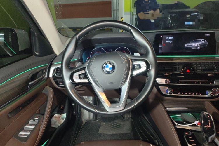 Used BMW 5 Series 2019 Facelifted 530Li Leading Edition Luxury Package Steering Wheel