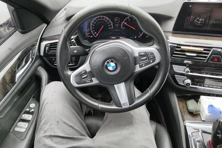 Used BMW 5 Series 2019 525Li M Sport Package Steering Wheel