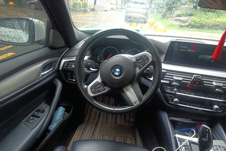 Used BMW 5 Series 2019 525i M Sport Package Steering Wheel