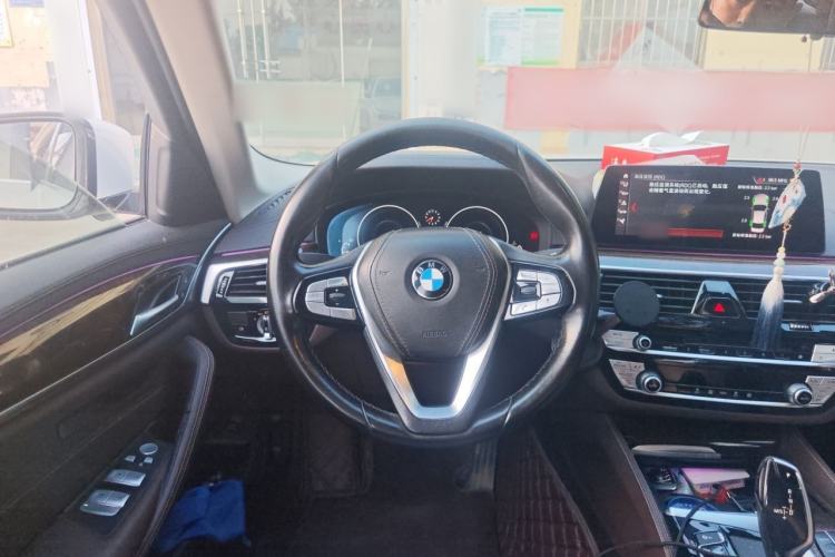 Used BMW 5 Series 2019 Facelifted 525Li Luxury Package Steering Wheel
