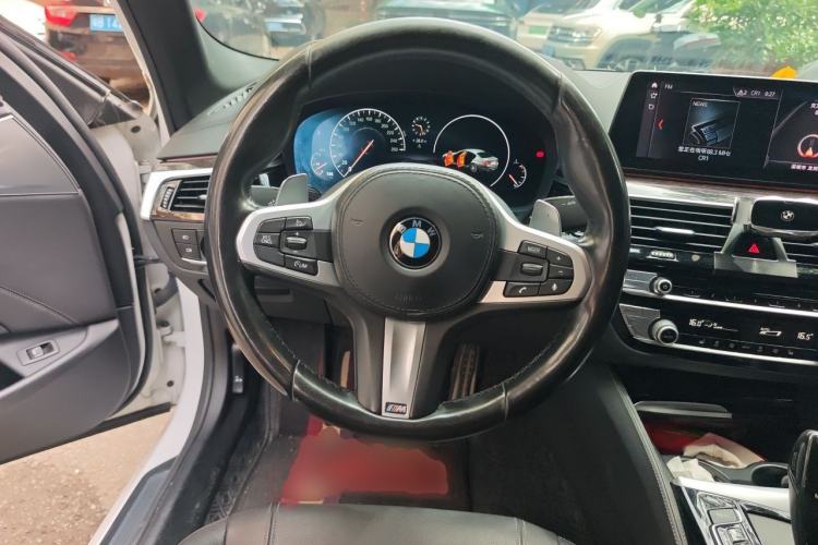 Used BMW 5 Series 2019 530Li Leading Model M Sport Package Steering Wheel