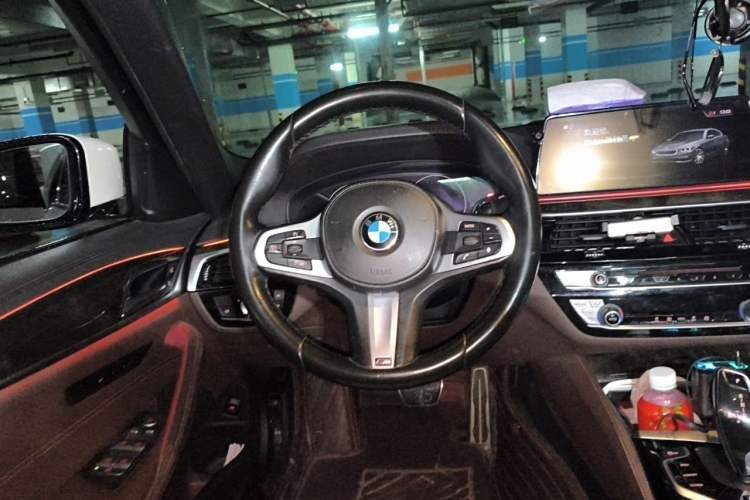 Used BMW 5 Series 2019 Restyled 525Li M Sport Package Steering Wheel