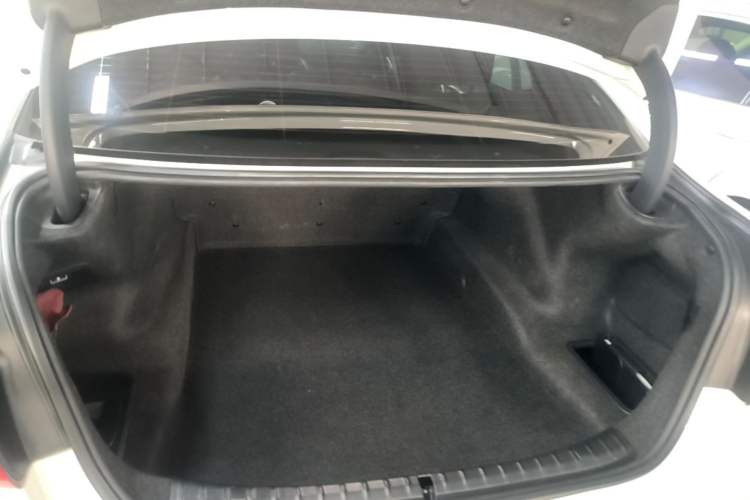 Used BMW 5 Series 2019 530Li Leading Model M Sport Package Trunk