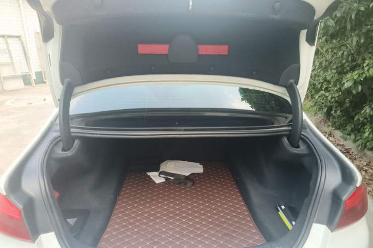 Used BMW 5 Series 2019 525i M Sport Package Trunk
