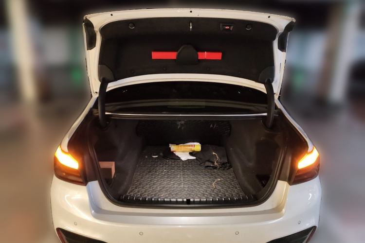 Used BMW 5 Series 2019 Restyled 525Li M Sport Package Trunk