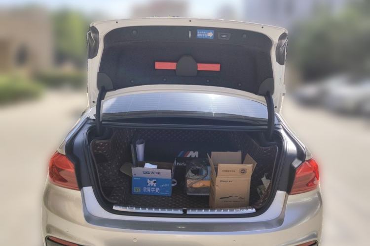 Used BMW 5 Series 2019 Restyled 525Li M Sport Package Trunk