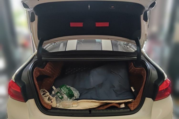 Used BMW 5 Series 2019 530Li Leading Model M Sport Package Trunk
